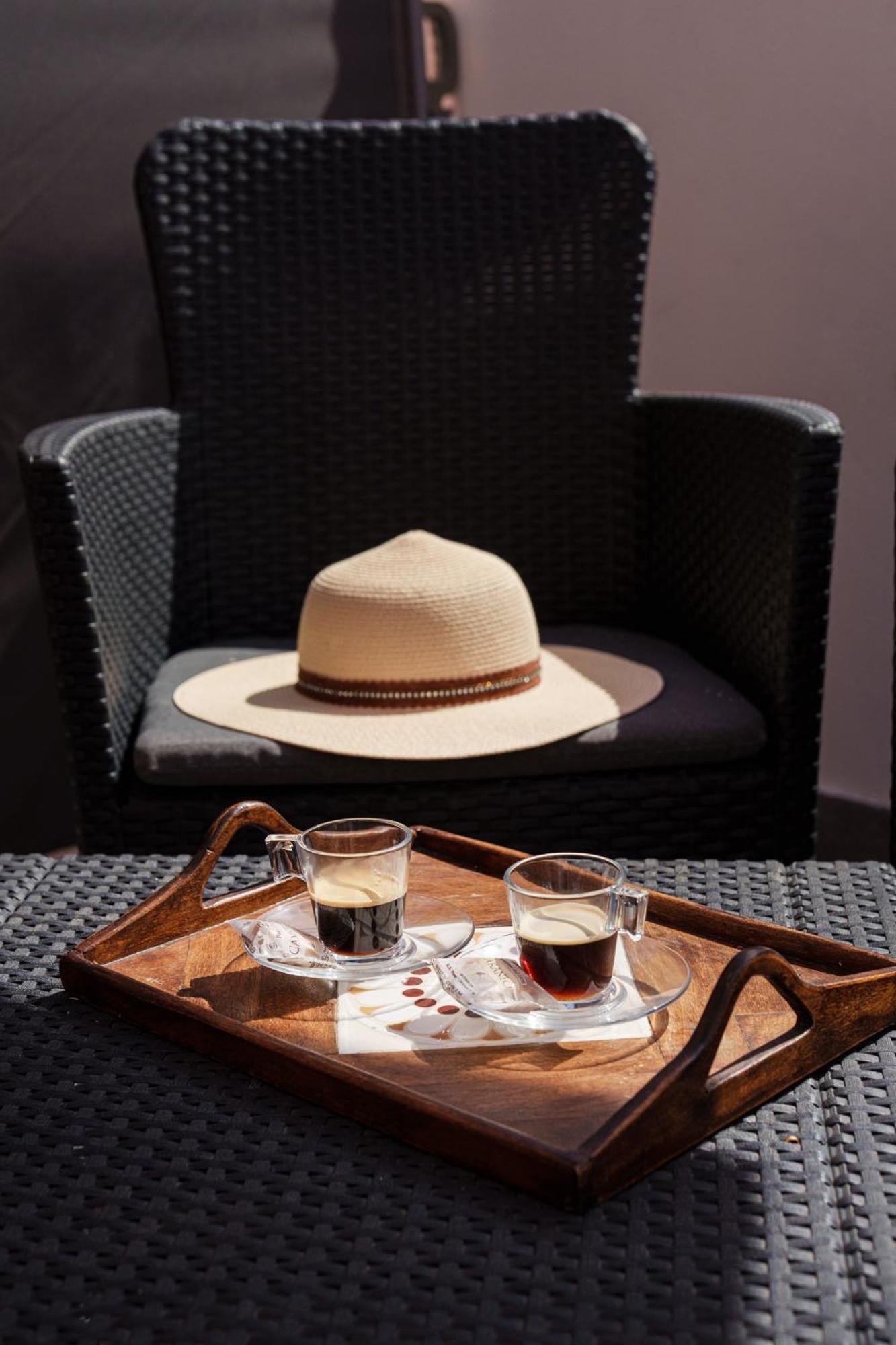 Le Rondinelle Rooms プロチーダ エクステリア 写真