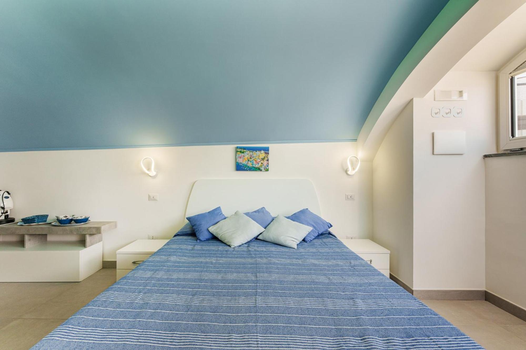 Le Rondinelle Rooms プロチーダ エクステリア 写真