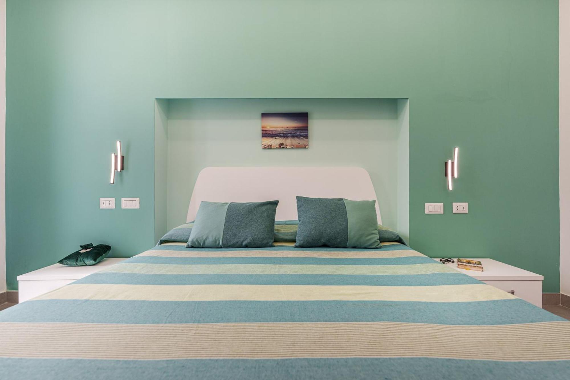 Le Rondinelle Rooms プロチーダ エクステリア 写真